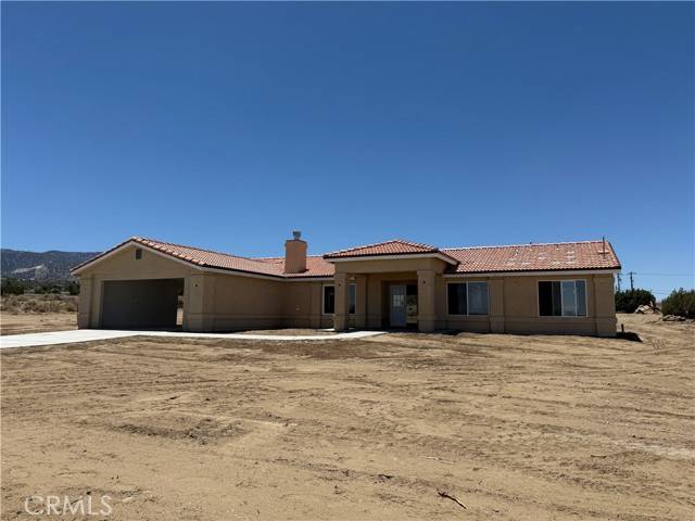 Phelan, CA 92371,9570 Mescalero Road