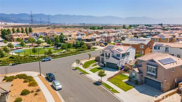 Fontana, CA 92336,4989 River Ash Way