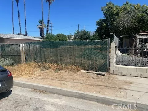 Banning, CA 92220,433 East Livingston