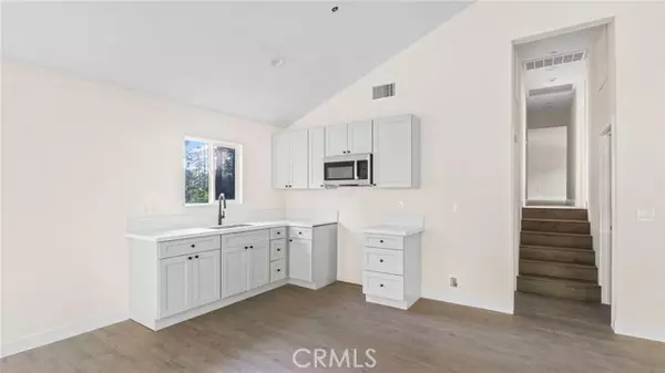 Idyllwild, CA 92549,53810 Country Club Drive