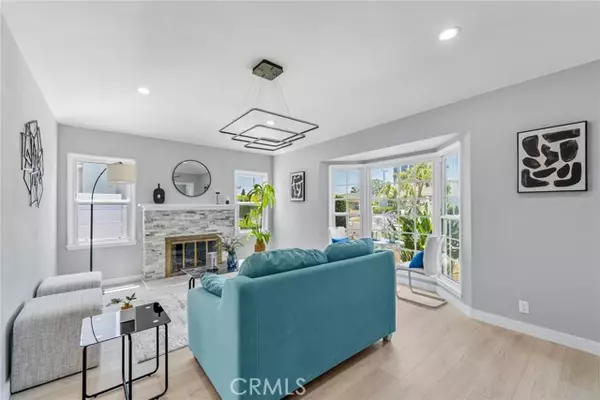 Los Angeles, CA 90045,8460 Truxton Avenue