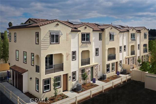 134 Colorado, Pomona, CA 91766