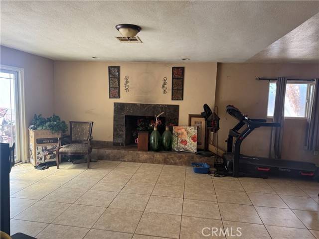 San Bernardino, CA 92407,5196 Sierra Road