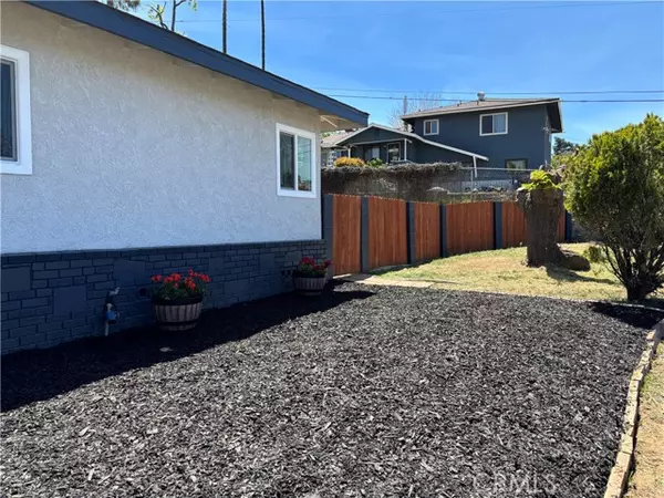 Redlands, CA 92373,31795 Avenue N