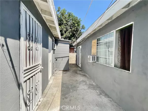 Los Angeles, CA 90022,4766 Hammel Street