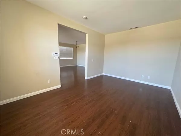 Hesperia, CA 92344,13352 Pleasant View Avenue