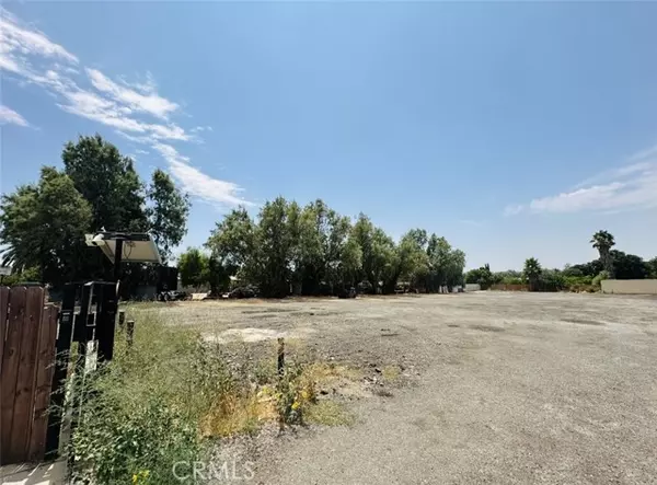 Jurupa Valley, CA 92509,3825 Kenneth St.