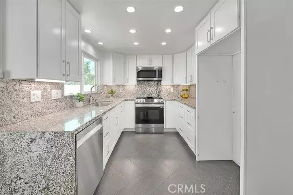 Highland, CA 92346,28399 Ashford Court