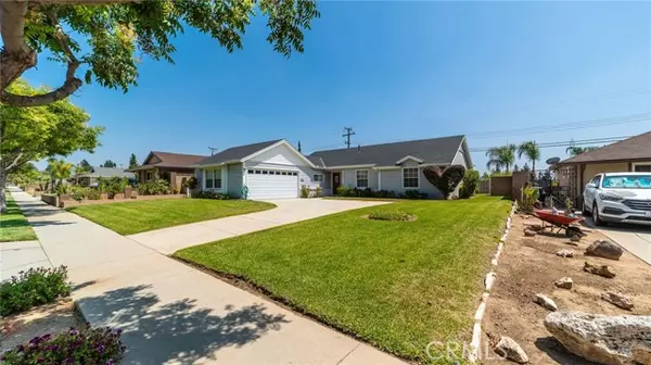 Glendora, CA 91740,2114 East Petunia Street