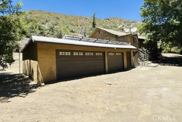 Lake Hughes, CA 93532,43156 Lake Hughes Road