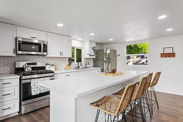 Lake Arrowhead, CA 92352,771 West Victoria Court