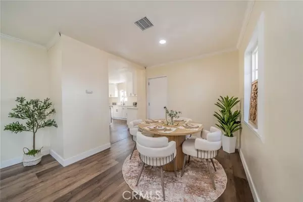 Fontana, CA 92335,8203 Redwood Avenue