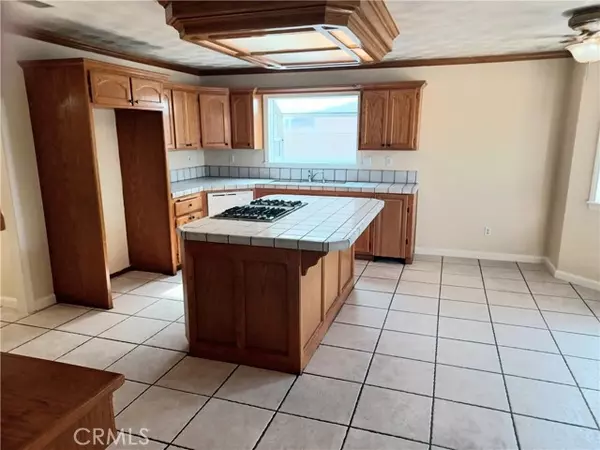 Victorville, CA 92395,17895 Cumberland Way