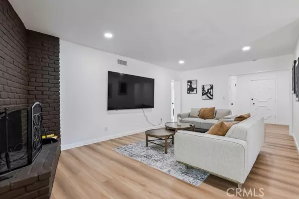 Rialto, CA 92377,5651 Magnolia Avenue