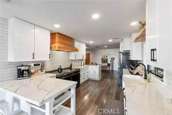 Yucca Valley, CA 92284,53988 Pinon Drive