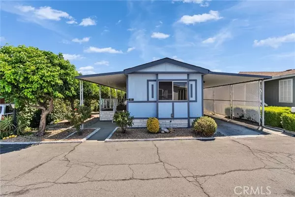 880 North Lake Street, Hemet, CA 92544