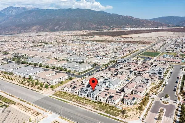 16657 Snowdrop Lane, Fontana, CA 92336