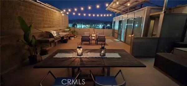 Los Angeles, CA 90039,3240 Casitas Avenue