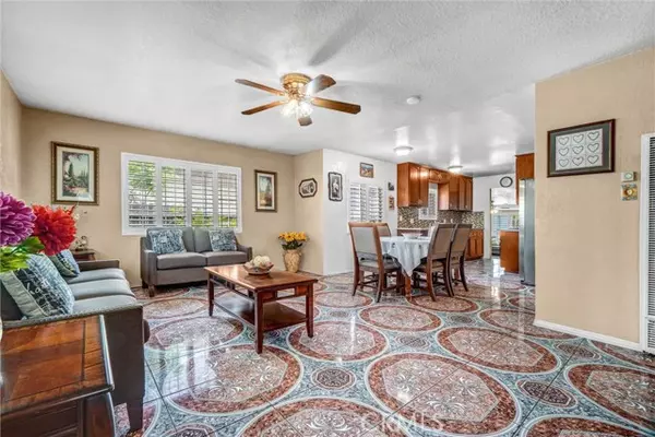 Long Beach, CA 90810,2300 Gale Avenue
