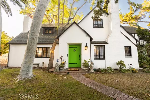 425 West 10th Street, Claremont, CA 91711