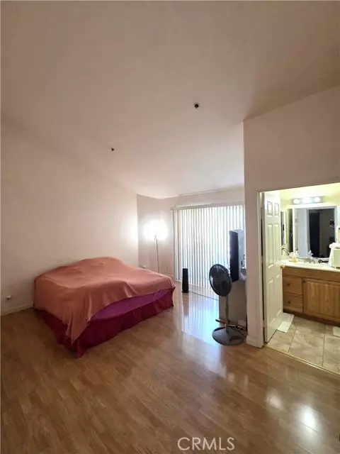 Panorama City, CA 91402,9146 Tobias Avenue