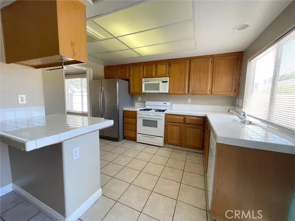 1484 Genoa Lane, San Jacinto, CA 92583