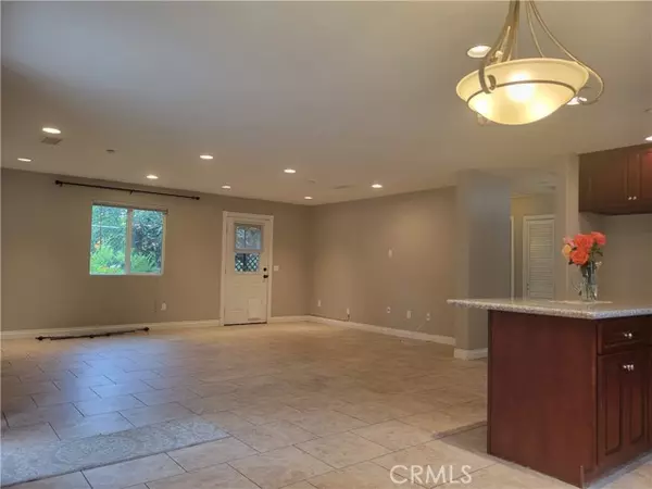 Pasadena, CA 91107,539 South Michillinda Avenue