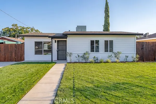 Fontana, CA 92335,15413 Pine Avenue