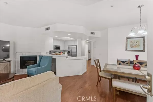 West Covina, CA 91791,130 S Barranca St,