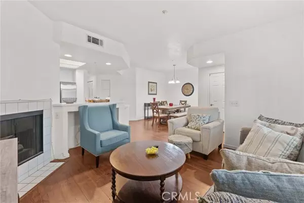 West Covina, CA 91791,130 S Barranca St,