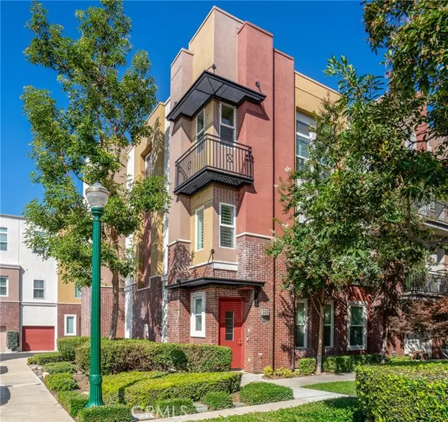 630 West 1st Street, Claremont, CA 91711