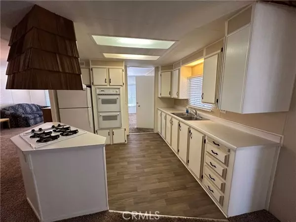 Hemet, CA 92545,1895 West Devonshire