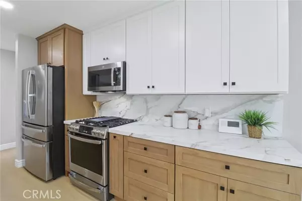 San Diego, CA 92117,4203 Tolowa Street