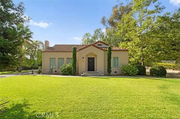784 East Foothill Boulevard, Azusa, CA 91702