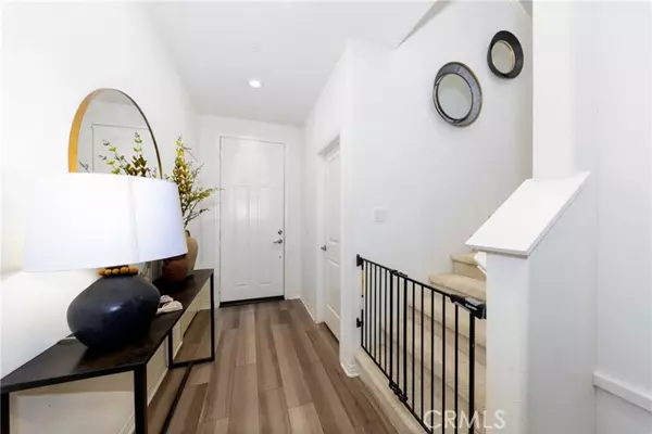 Fontana, CA 92336,16738 Petrus