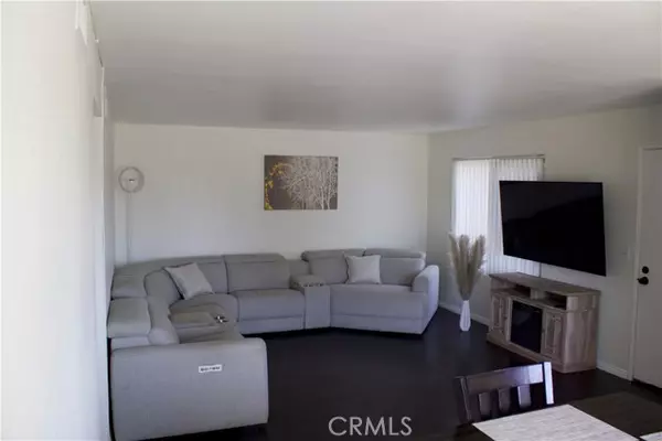 Duarte, CA 91010,826 Cinnamon