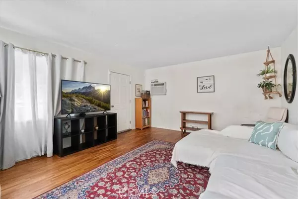 Pomona, CA 91768,1035 Laurel Avenue
