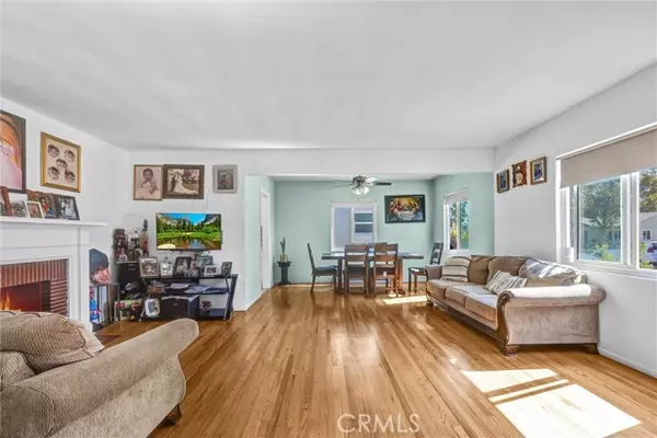 Altadena, CA 91001,749 West Sacramento