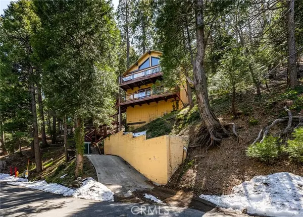 24333 Horst Drive, Crestline, CA 92325
