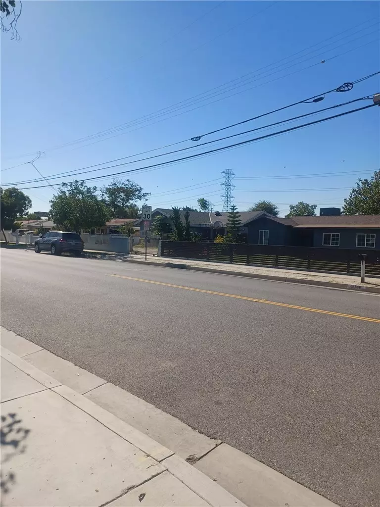 Baldwin Park, CA,3443 Syracuse