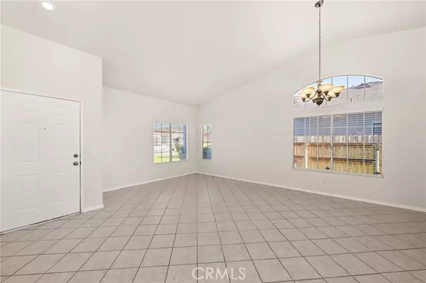 Rialto, CA 92377,4027 North Redwood