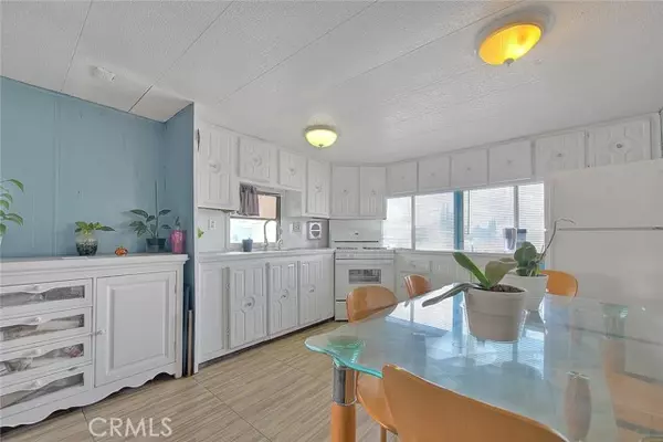 Fontana, CA 92335,17333 Valley Blvd.