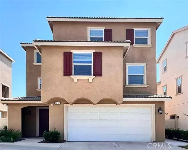 3897 Boulder Dr, Jurupa Valley, CA 92509