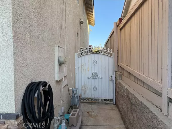 Corona, CA 92879,545 Shenandoah Road