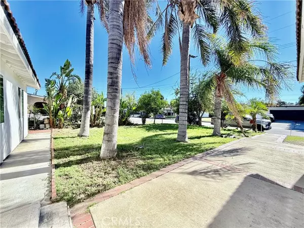 Fontana, CA 92335,17232 Ceres