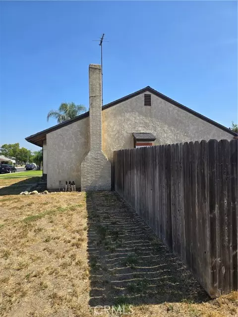 Rialto, CA 92376,1365 West Etiwanda