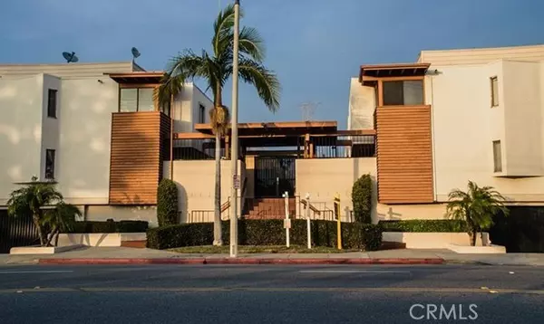 7033 Stewart And Gray Road, Downey, CA 90241