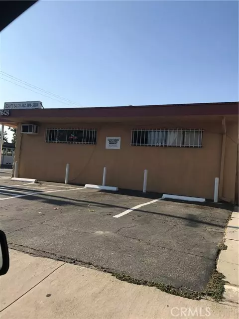 Bellflower, CA 90706,16428 Clark Avenue