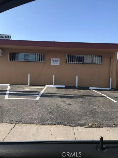 Bellflower, CA 90706,16428 Clark Avenue