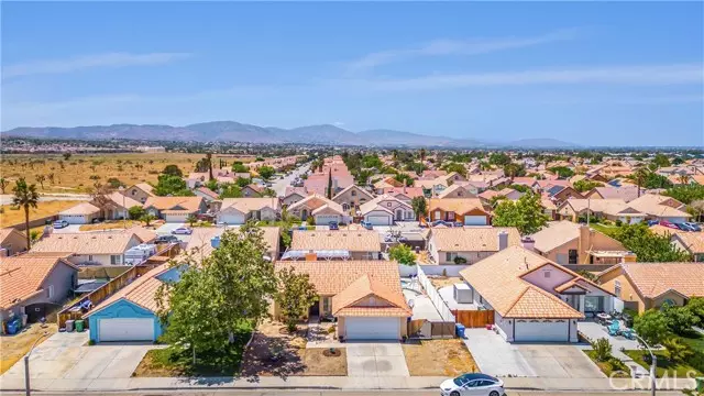 36761 Golden Oak Drive, Palmdale, CA 93552